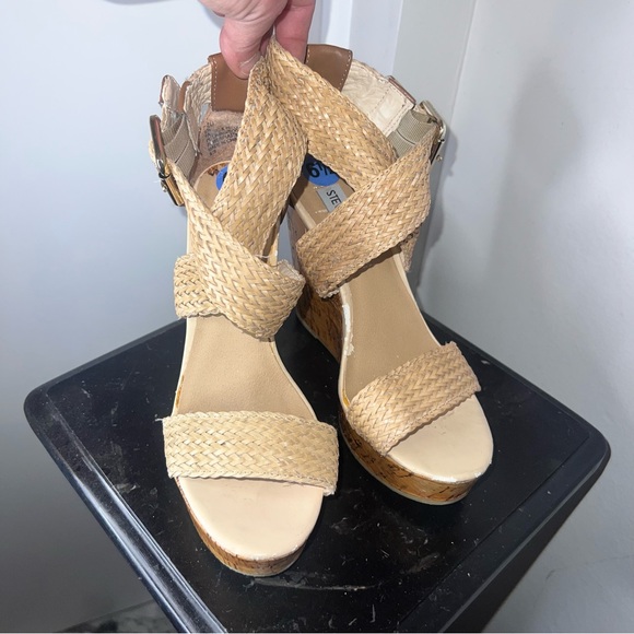 Steve Madden Basket Weave Wedges • Sz 6.5 • Wraps Around Ankle • Beige/Tan • EUC - Picture 16 of 17